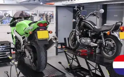 Technologie de la moto avec la langue néerlandaise